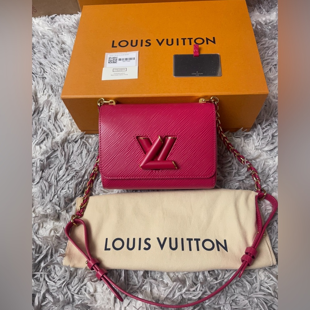 Louis Vuitton Epi Twist Shoulder Bag PM